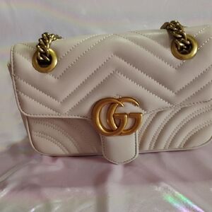 Gucci White and Gold Chevron Quilted Shoulder Bag